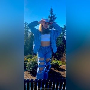 Pacsun high rise baggy ripped jeans 26 waist